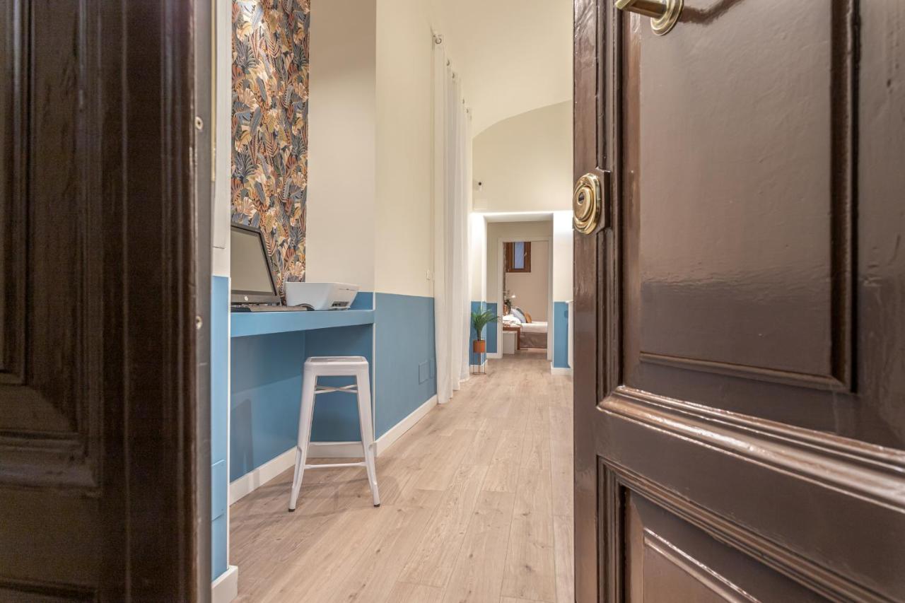 Vittoria Garden Suites ローマ エクステリア 写真