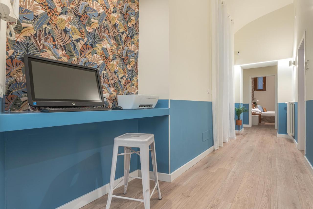 Vittoria Garden Suites ローマ エクステリア 写真