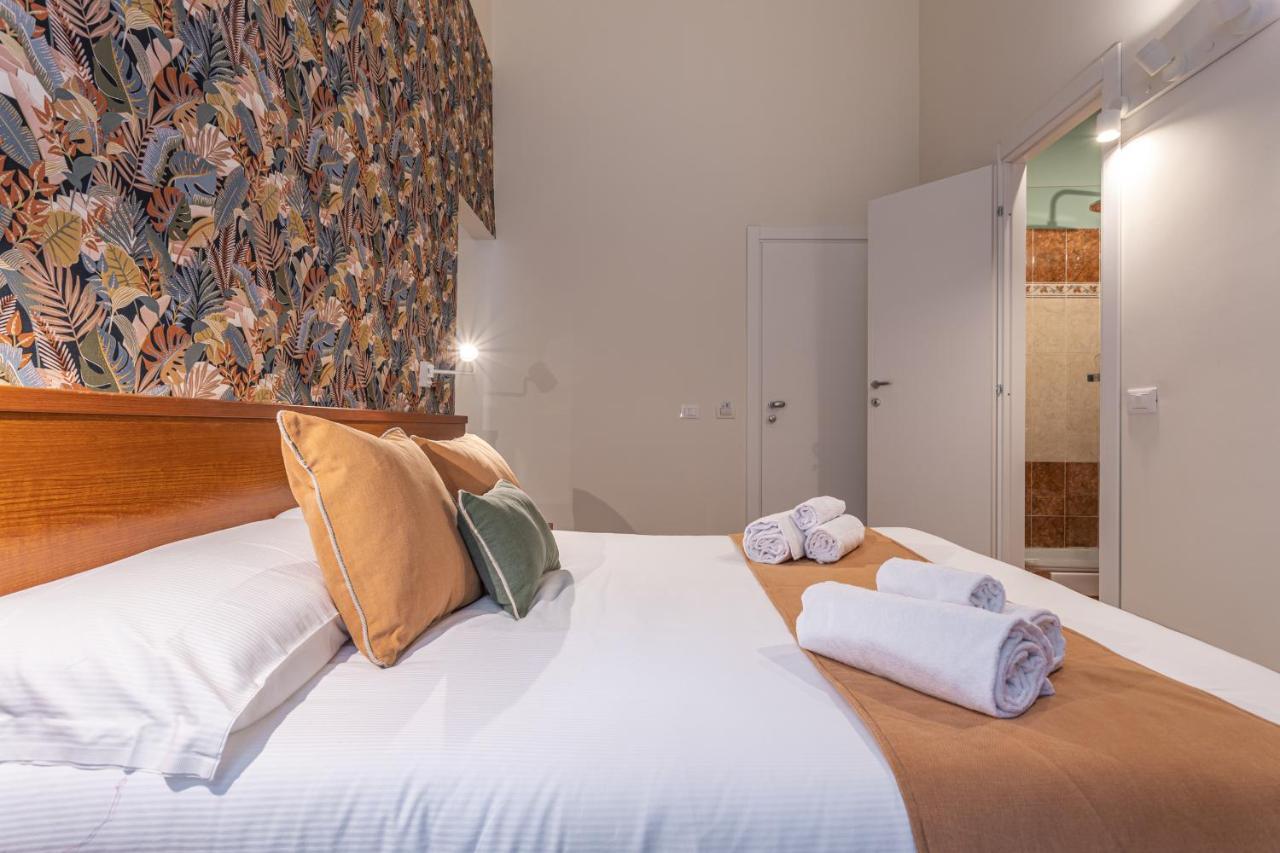Vittoria Garden Suites ローマ エクステリア 写真