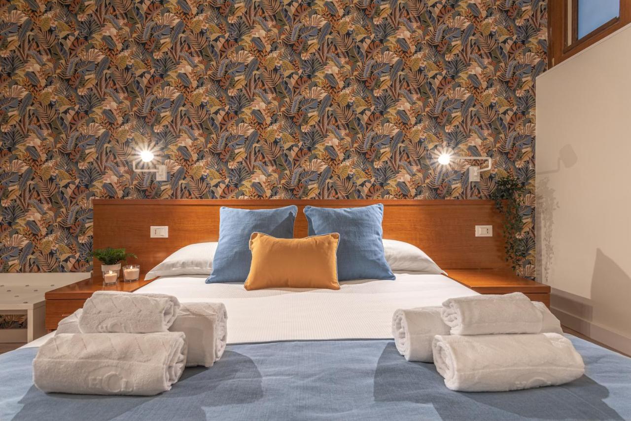 Vittoria Garden Suites ローマ エクステリア 写真